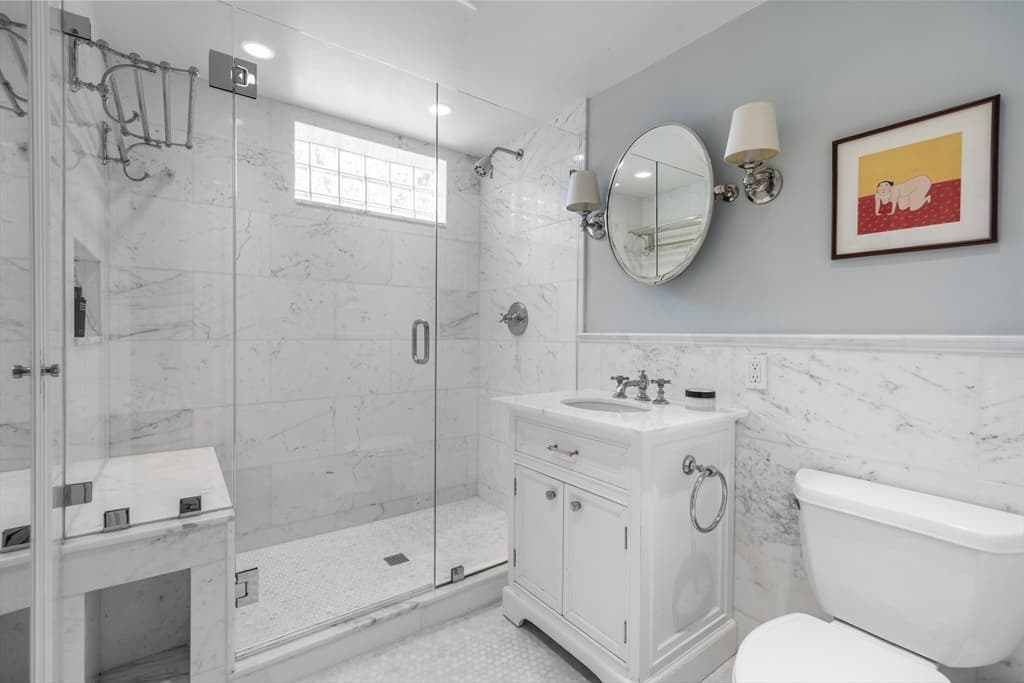 Condominium at 180 Marlborough St # 2, Boston MA 02116, photo 19 of 31