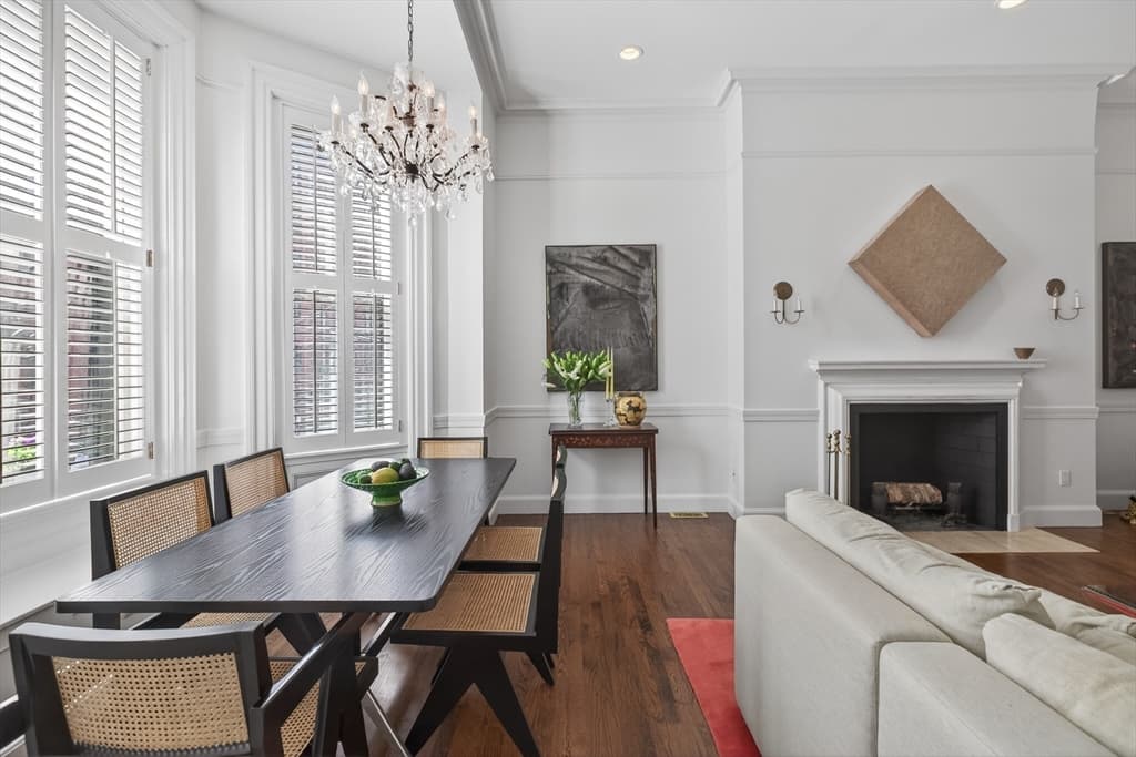 Condominium at 180 Marlborough St # 2, Boston MA 02116, photo 8 of 31