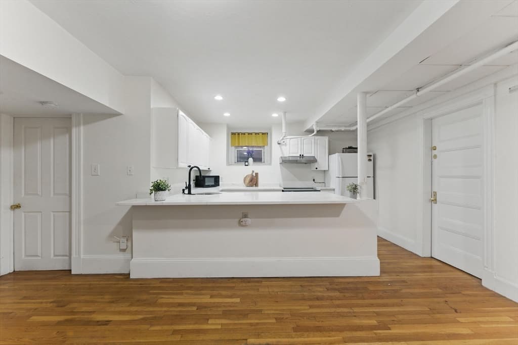 Condominium at 16 Garrison Rd # 7, Brookline MA 02445, photo 2 of 33