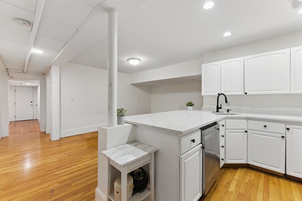 Condominium at 16 Garrison Rd # 7, Brookline MA 02445, photo 5 of 33