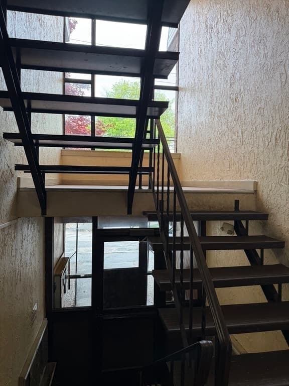 Condominium at 27 Gordon Street # 206, Framingham MA 01702, Framingham, photo 12 of 12