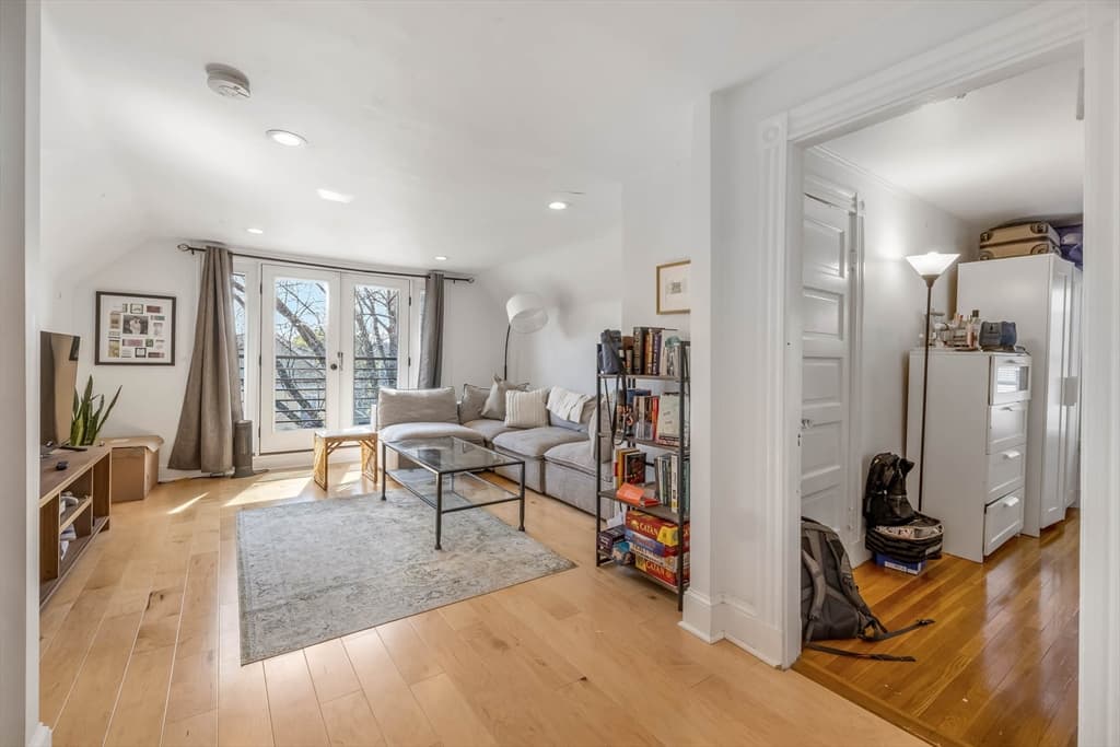 Condominium at 151 Magazine St # 3, Cambridge MA 02139, Cambridge, photo 12 of 26