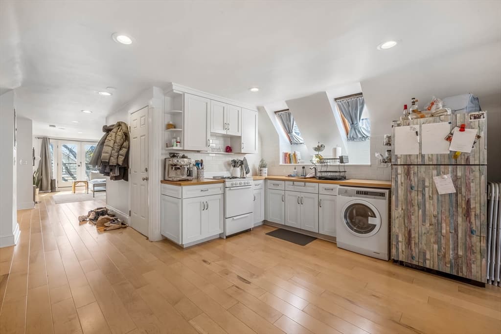 Condominium at 151 Magazine St # 3, Cambridge MA 02139, Cambridge, photo 7 of 26