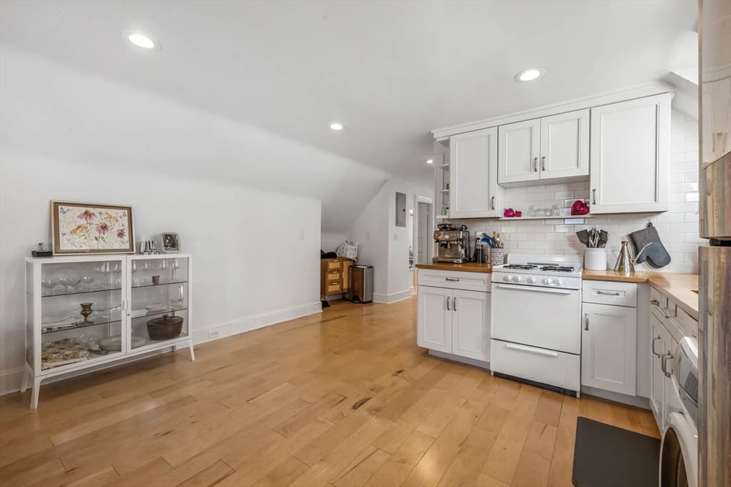 Condominium at 151 Magazine St # 3, Cambridge MA 02139, Cambridge, photo 9 of 26