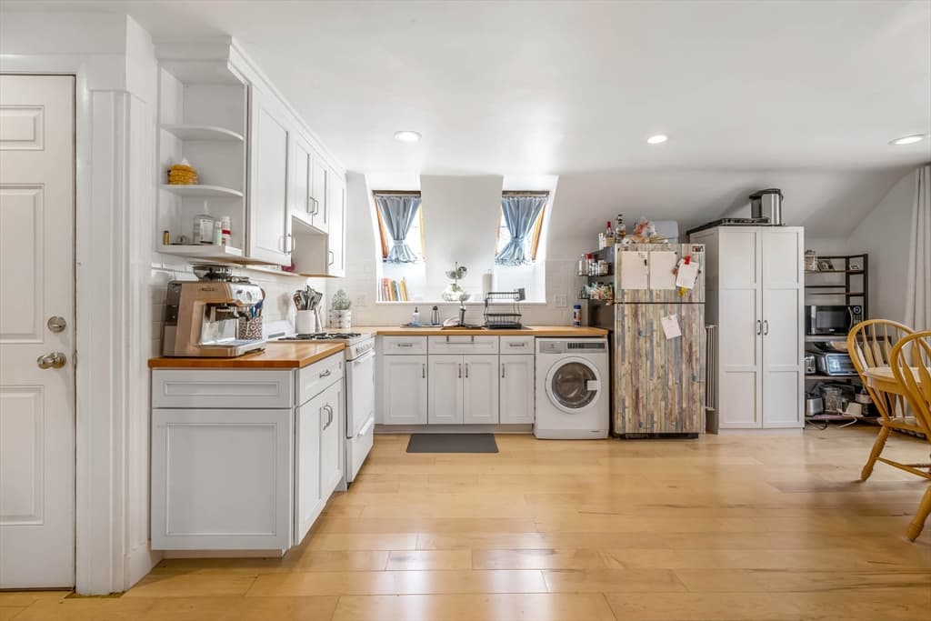 Condominium at 151 Magazine St # 3, Cambridge MA 02139, Cambridge, photo 4 of 26