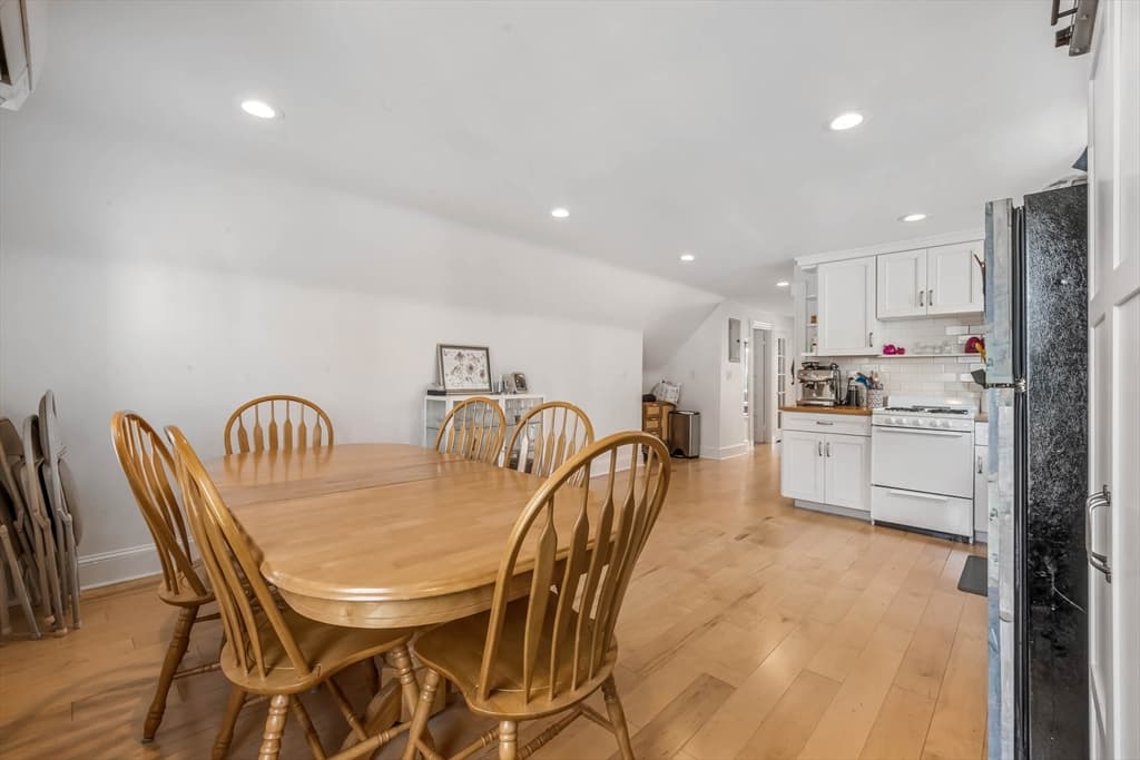 Condominium at 151 Magazine St # 3, Cambridge MA 02139, Cambridge, photo 8 of 26