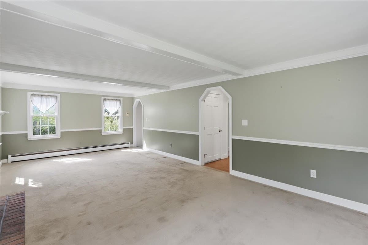 Single Family Residence at 10 Parker Dr, Freetown MA 02717, photo 5 of 18