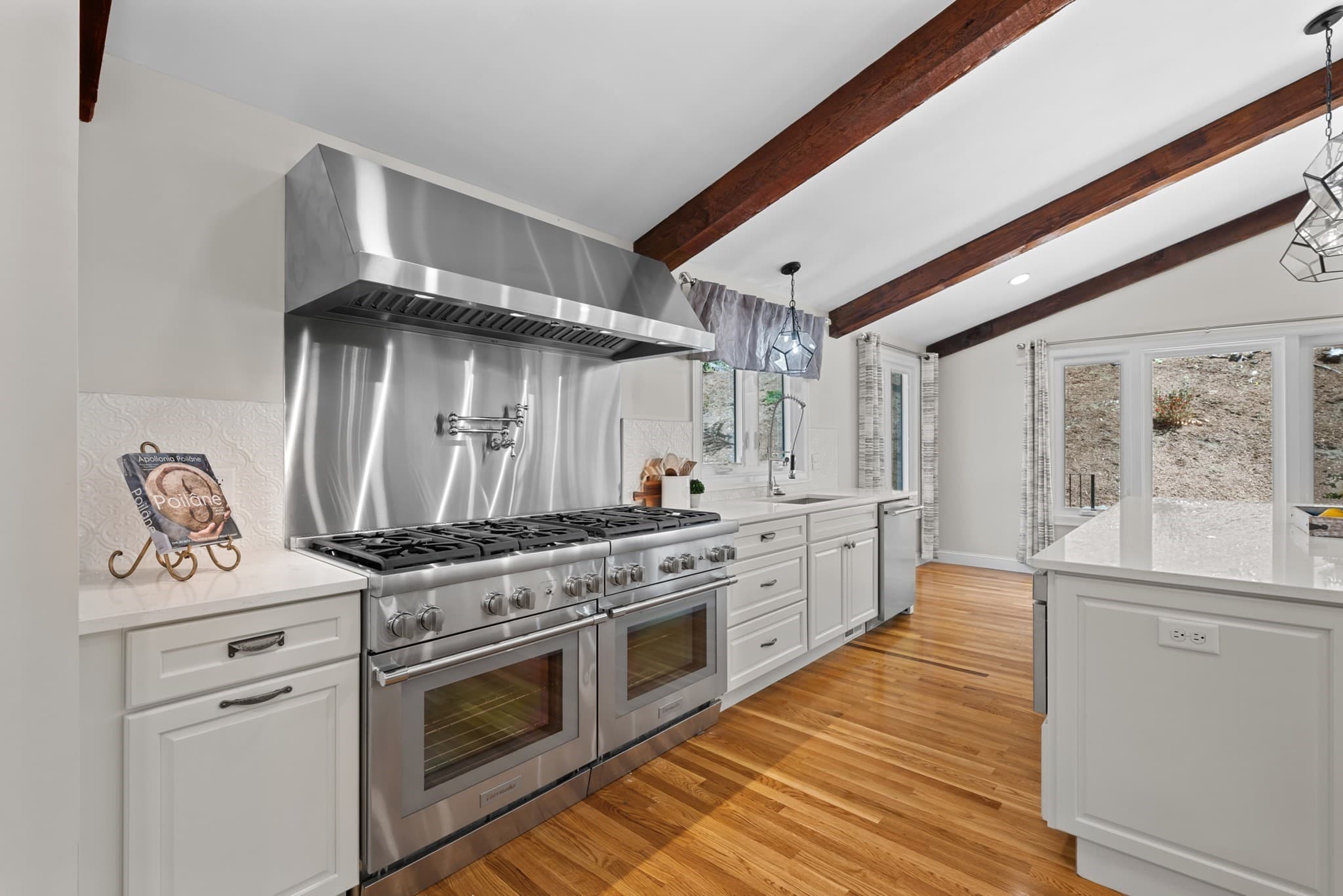 Single Family Residence at 20 Westwood Dr, Worcester MA 01609, Worcester, photo 17 of 41