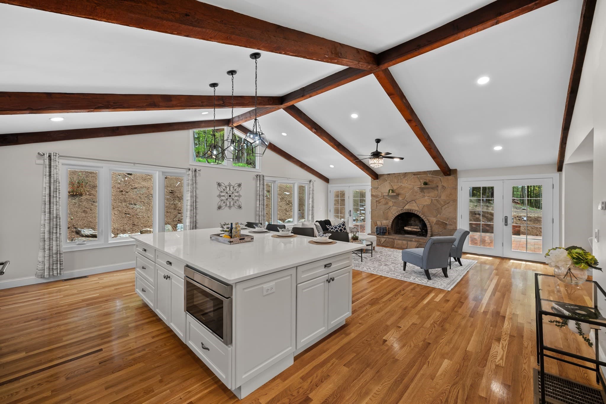 Single Family Residence at 20 Westwood Dr, Worcester MA 01609, Worcester, photo 14 of 41