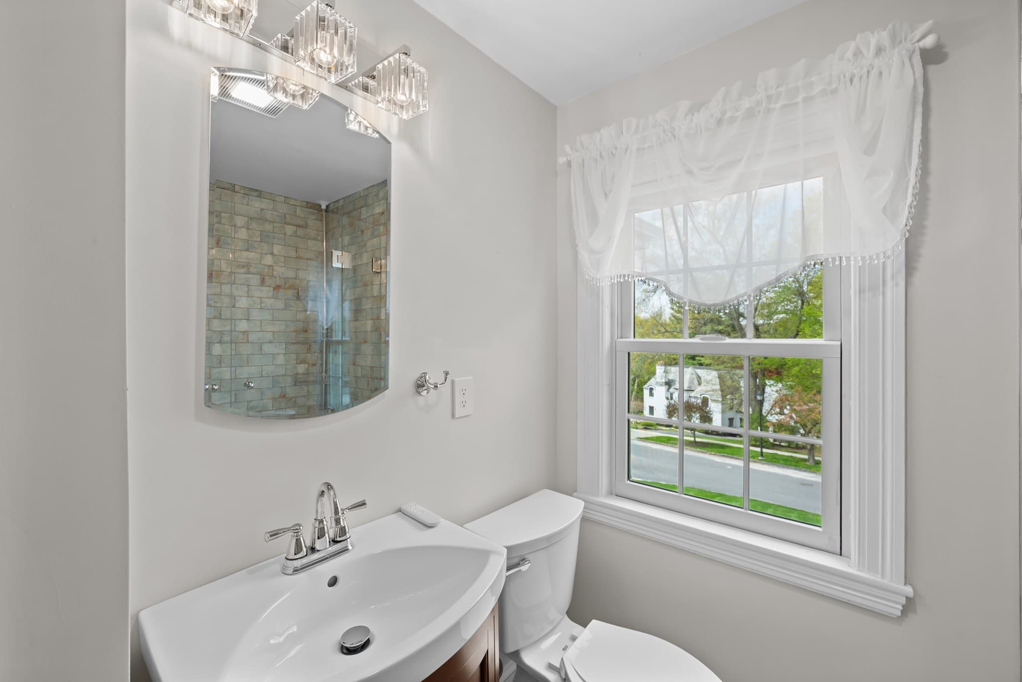 Single Family Residence at 20 Westwood Dr, Worcester MA 01609, Worcester, photo 25 of 41