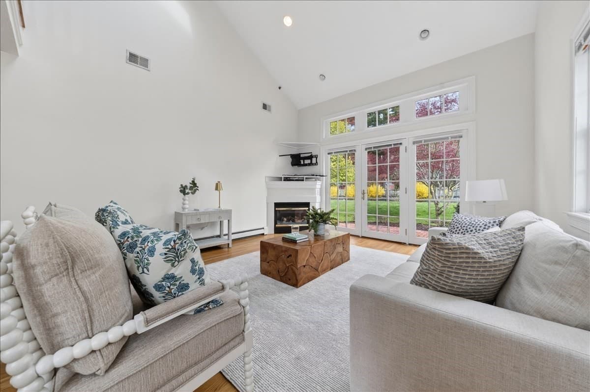 Condominium at 14 Whiting Lane # 14, Hingham MA 02043, photo 12 of 39