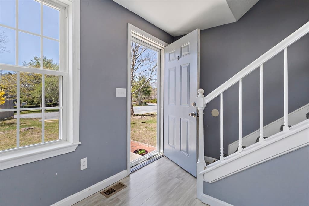 Condominium at 573 Carriage Shop Rd # G, Falmouth MA 02536, Falmouth, photo 2 of 25