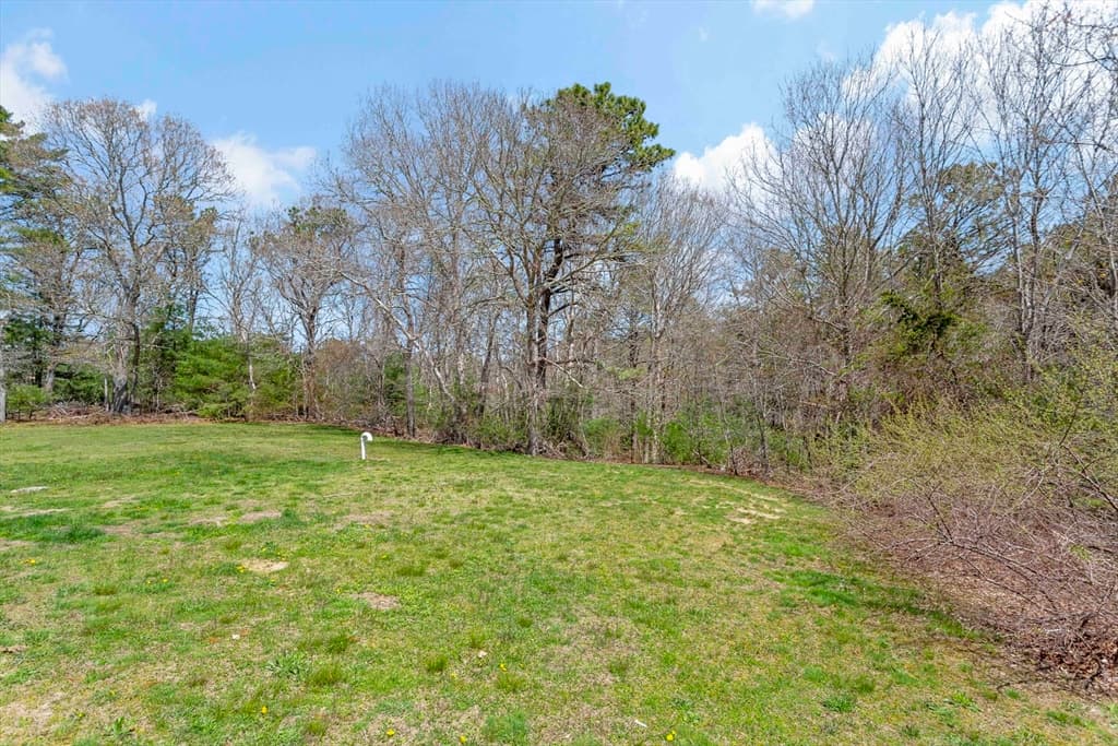 Condominium at 573 Carriage Shop Rd # G, Falmouth MA 02536, Falmouth, photo 22 of 25