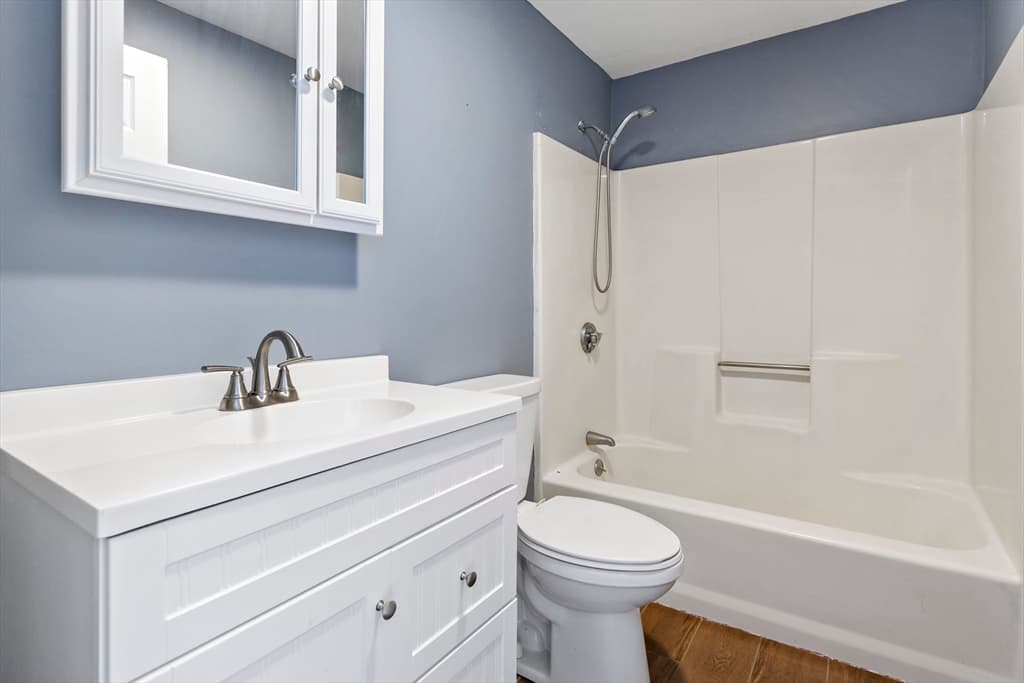 Condominium at 573 Carriage Shop Rd # G, Falmouth MA 02536, Falmouth, photo 15 of 25