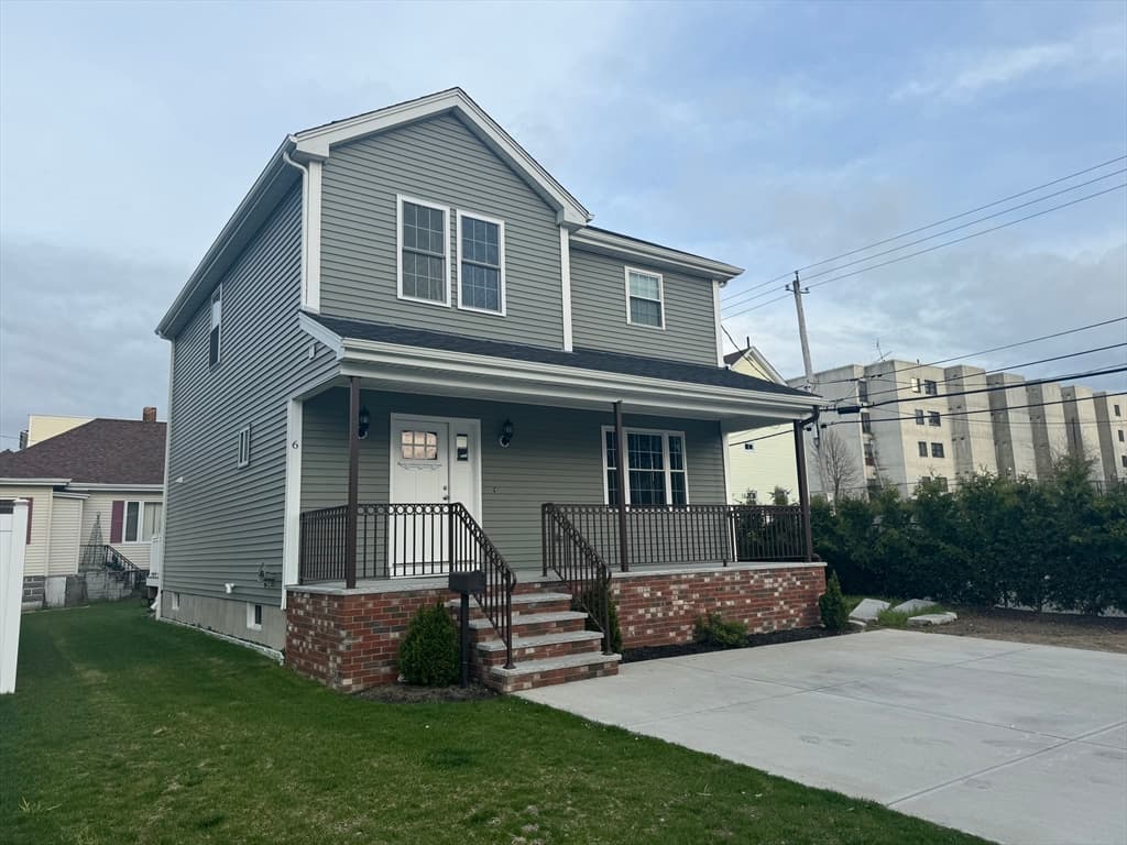 6 N Rocliffe St, Fall River MA 02723 photo 2