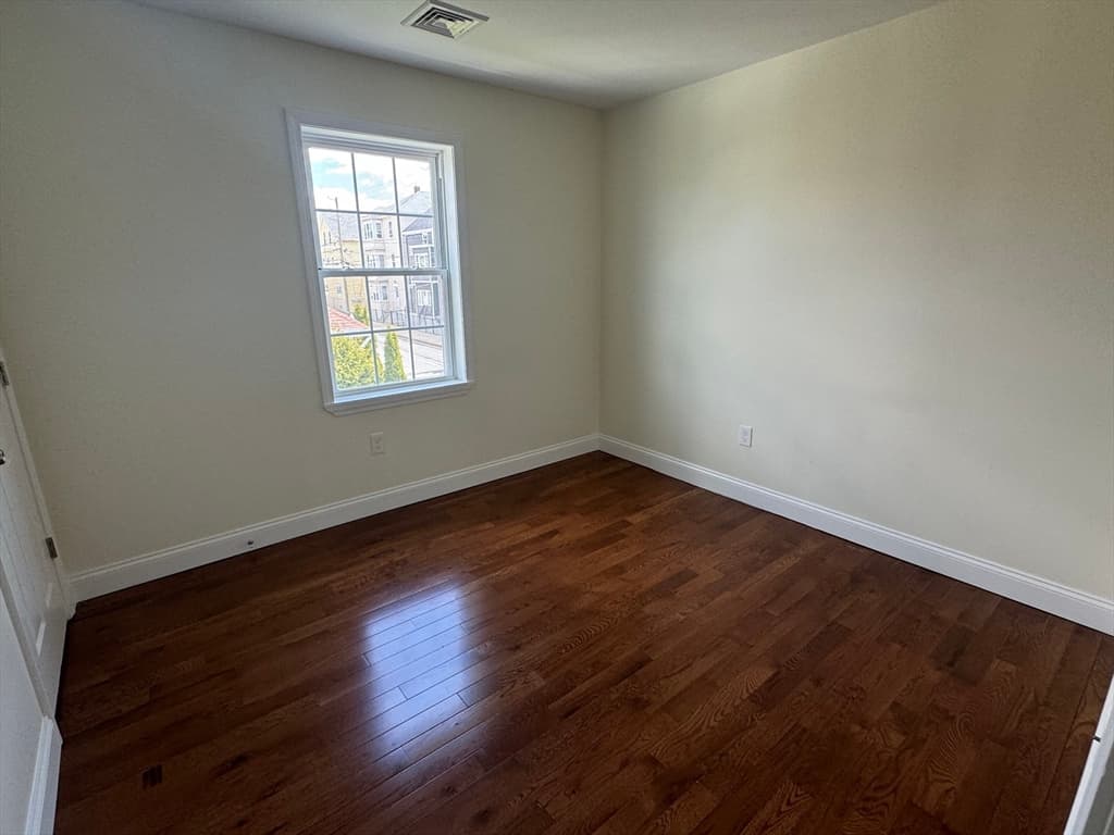 6 N Rocliffe St, Fall River MA 02723 photo 15