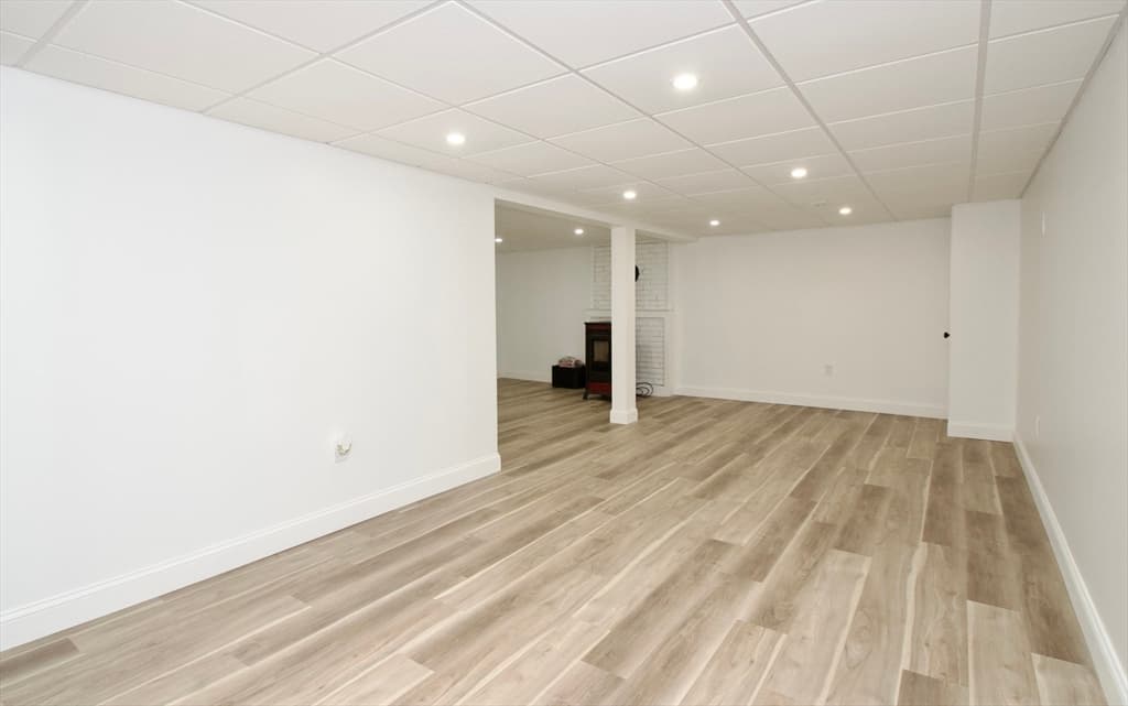Single Family Residence at 7 Barbara Rd, Kingston MA 02364, Kingston, photo 18 of 26