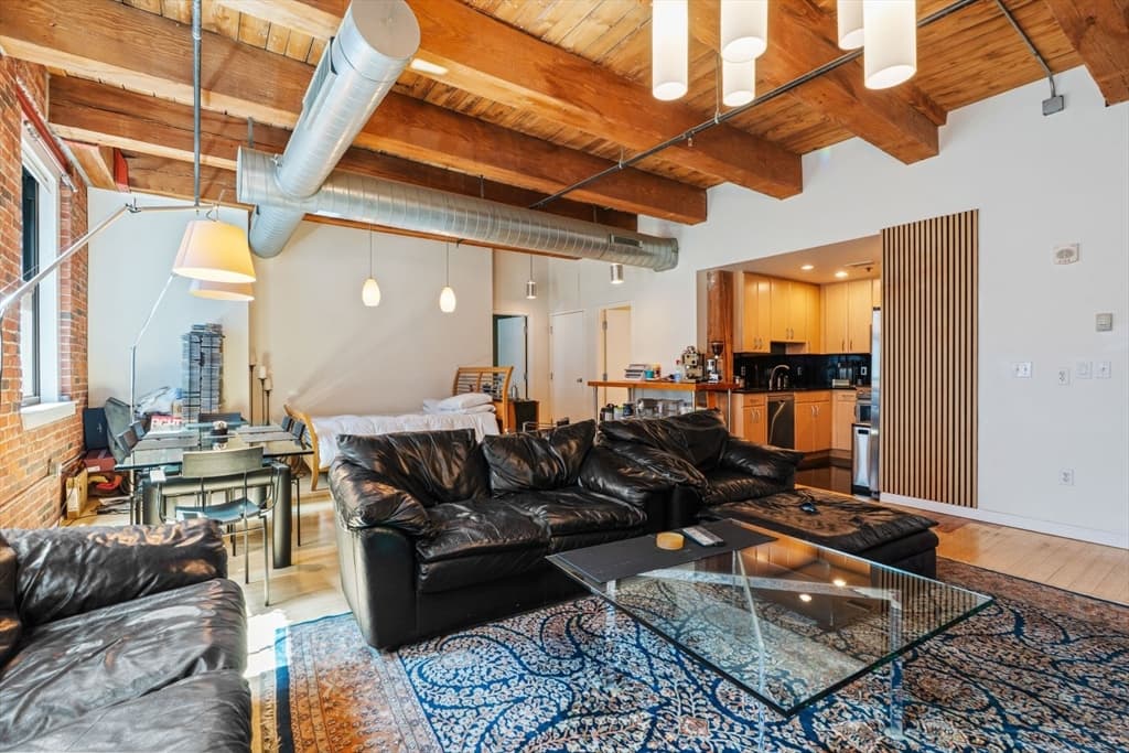 Condominium at 9 West Broadway # 402, Boston MA 02127, photo 3 of 32