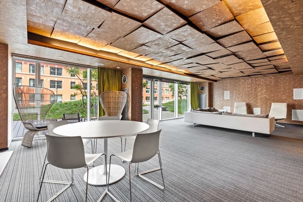 Condominium at 9 West Broadway # 402, Boston MA 02127, photo 28 of 32
