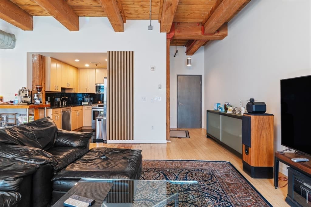 Condominium at 9 West Broadway # 402, Boston MA 02127, photo 10 of 32