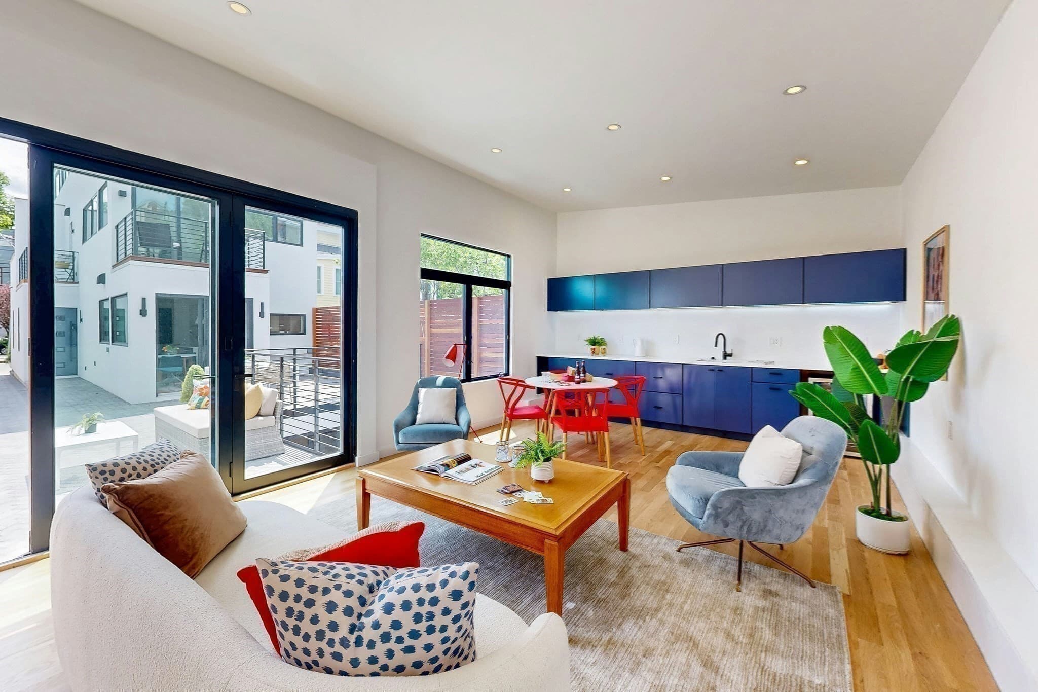 Condominium at 131 Charles Street # 0, Cambridge MA 02141, Cambridge, photo 5 of 19