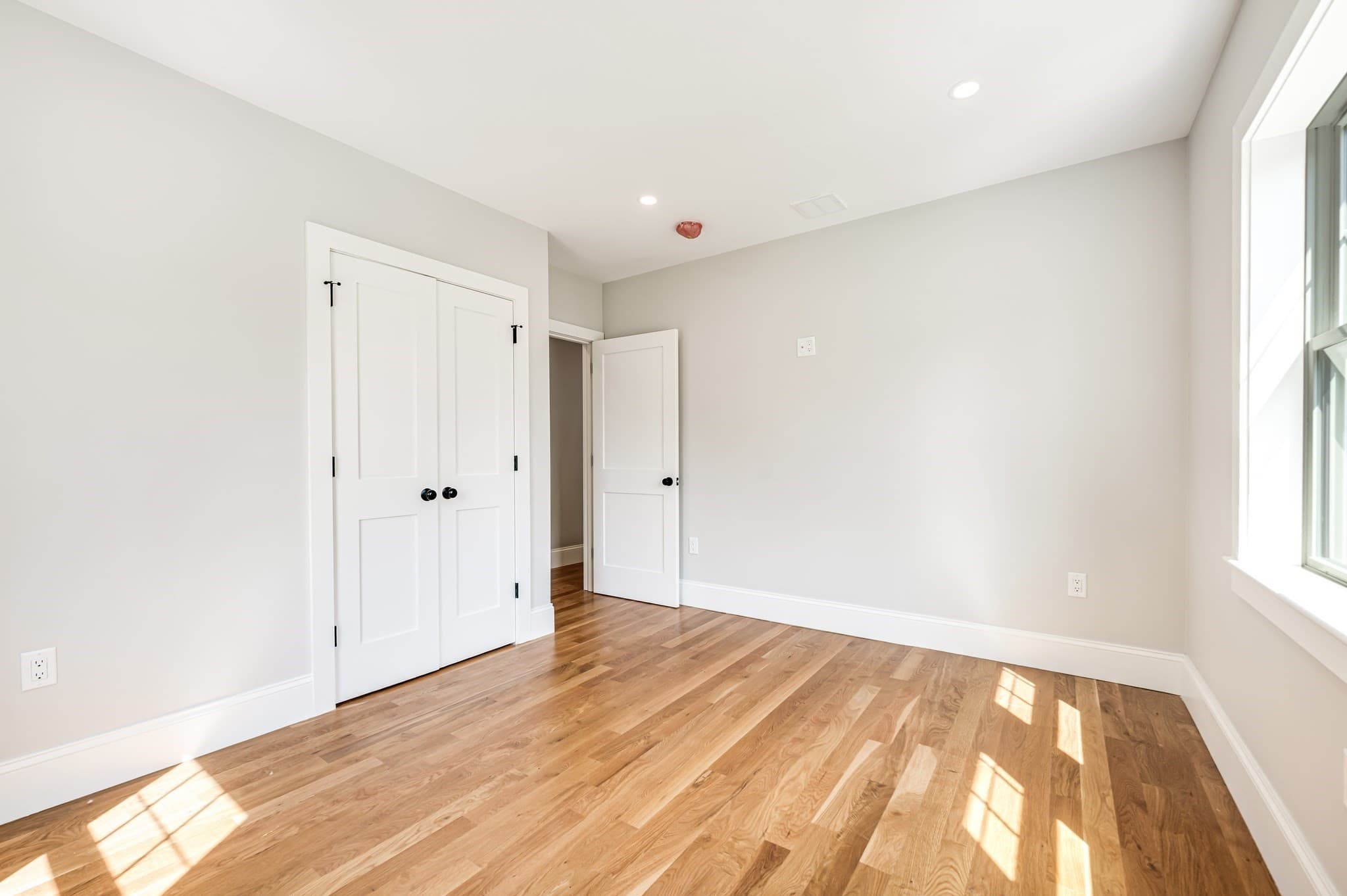 Single Family Residence at 6 Ivy Circle, Winchester MA 01890, photo 27 of 36