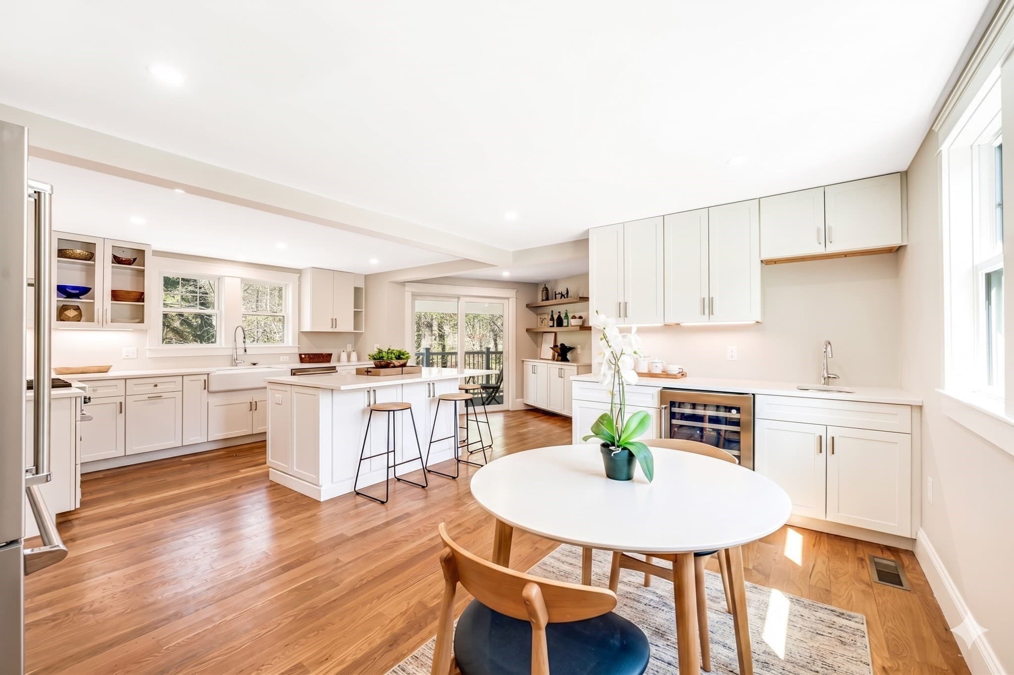 Single Family Residence at 6 Ivy Circle, Winchester MA 01890, photo 5 of 36