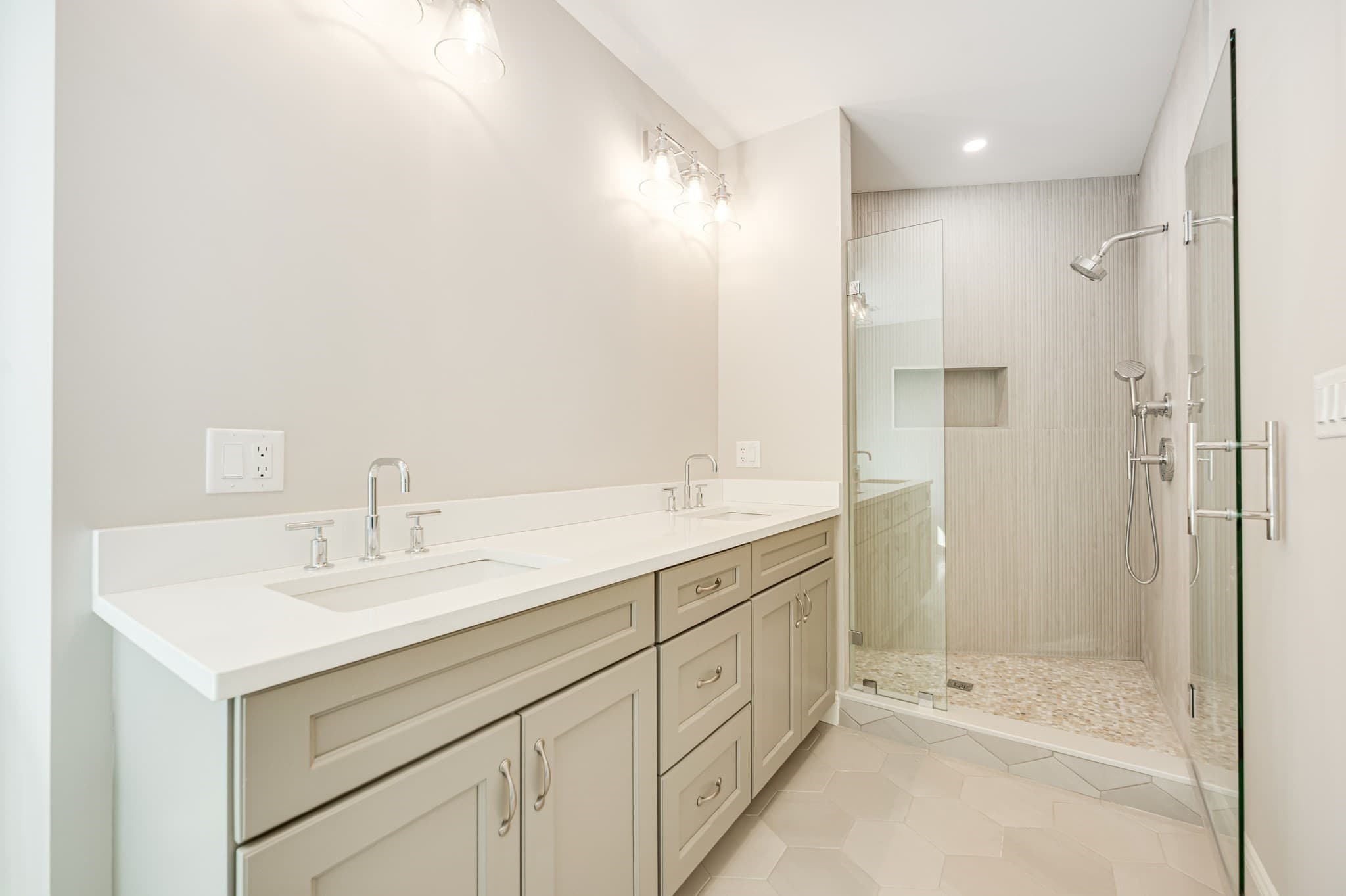 Single Family Residence at 6 Ivy Circle, Winchester MA 01890, photo 19 of 36