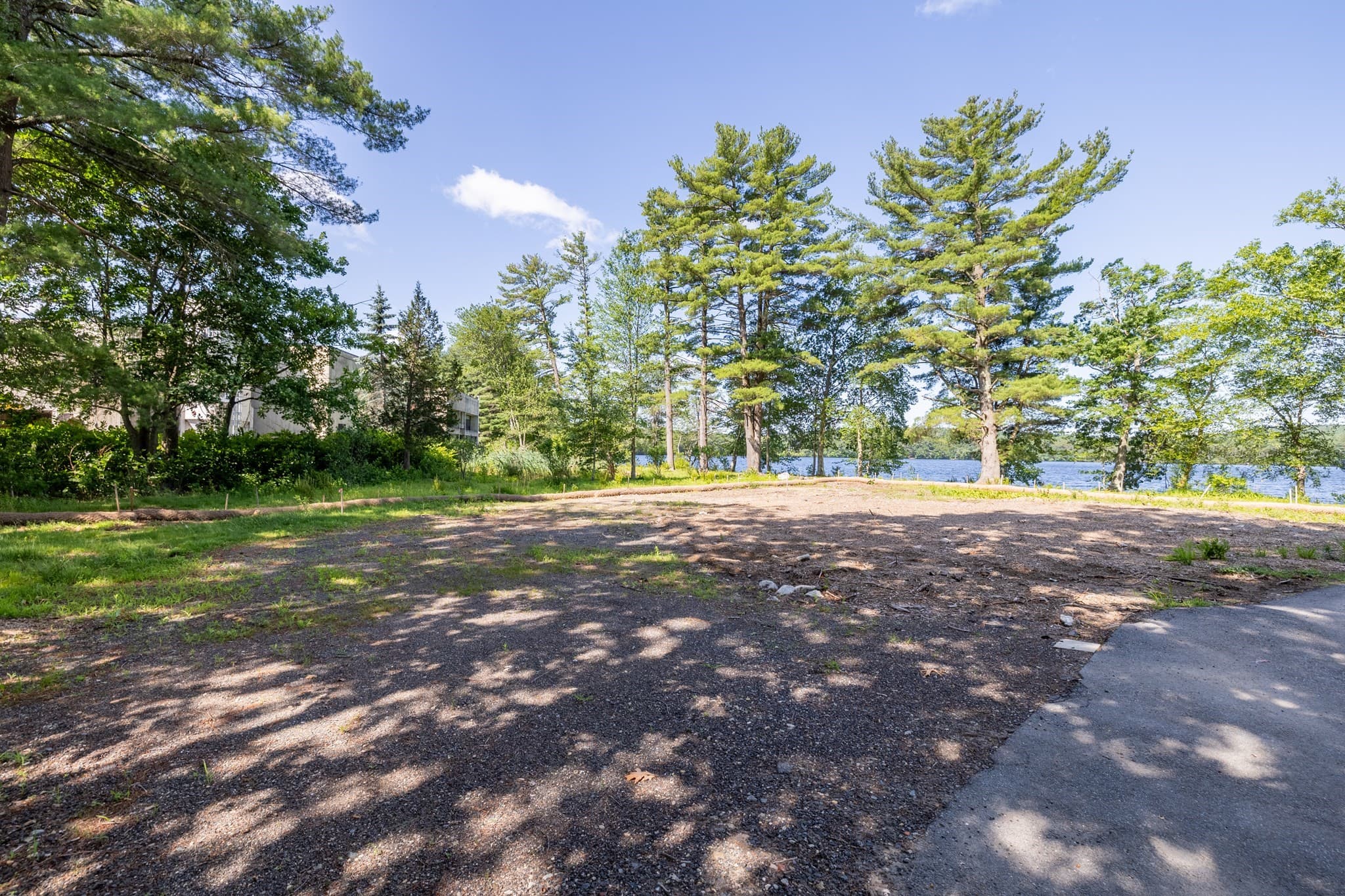 Residential at 14 Geneva Road, Andover MA 01810, photo 12 of 36