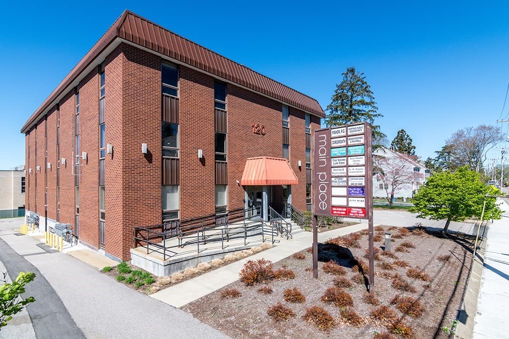 120 N Main St # 305, Attleboro MA 02703