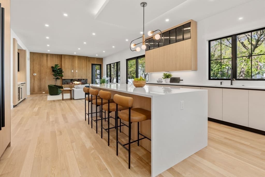 Single Family Residence at 470 Quinobequin Road, Newton MA 02468, Newton, photo 6 of 37