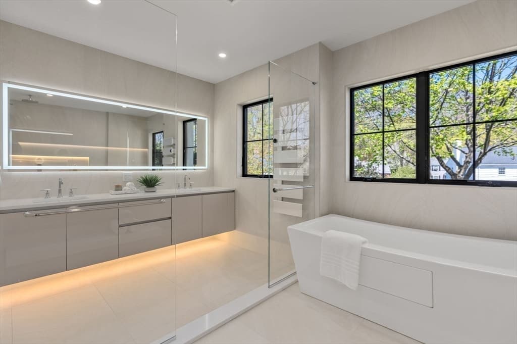 Single Family Residence at 470 Quinobequin Road, Newton MA 02468, Newton, photo 20 of 37
