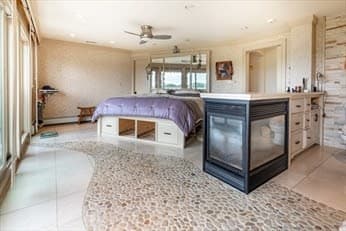 Single Family Residence at 225 Hixbridge Rd, Westport MA 02790, photo 12 of 22