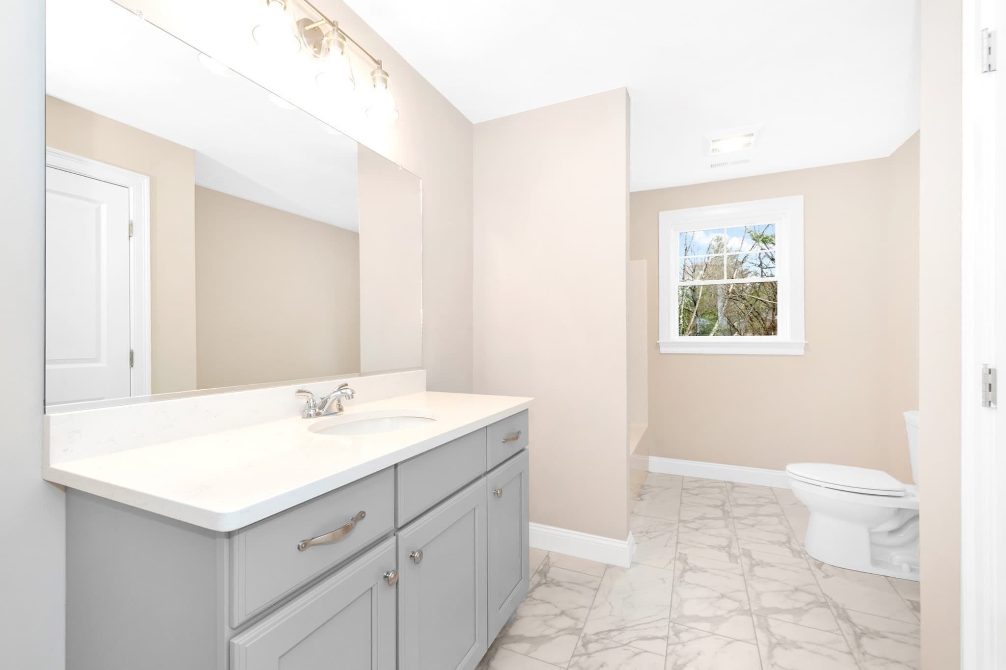 Condominium at 19 Boot Shop Road # 19, Upton MA 01568, photo 22 of 23
