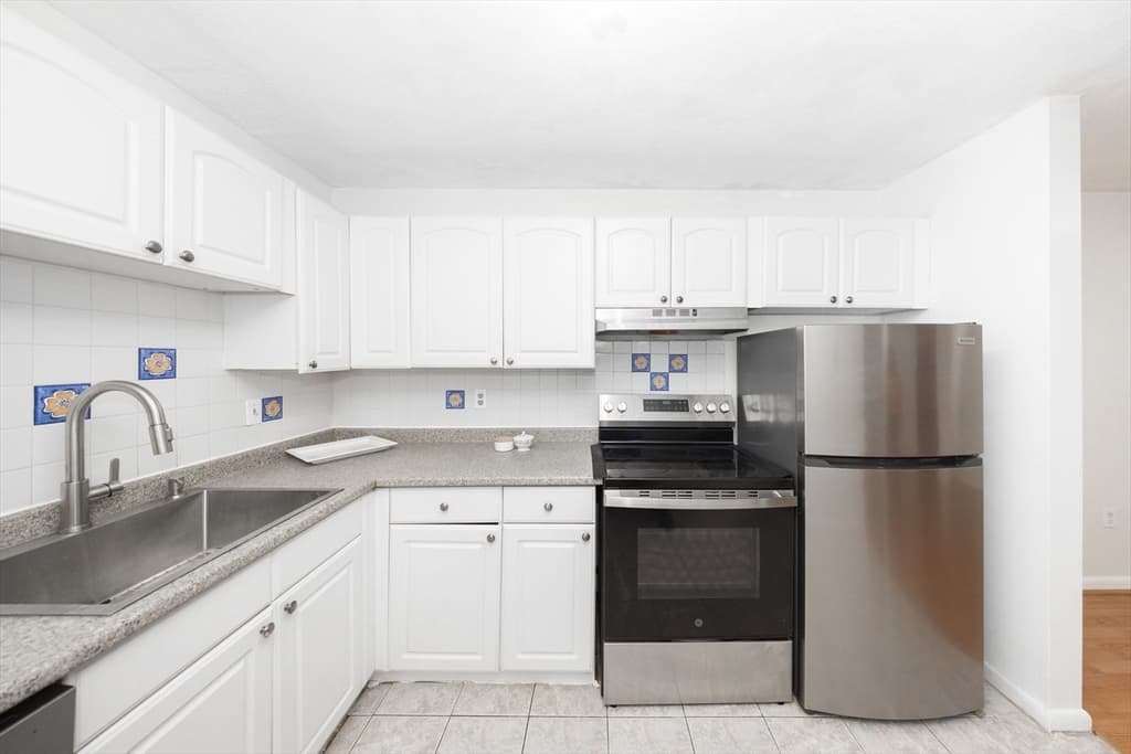 12 Williamsburg Ct # 1, Shrewsbury MA 01545 photo 5