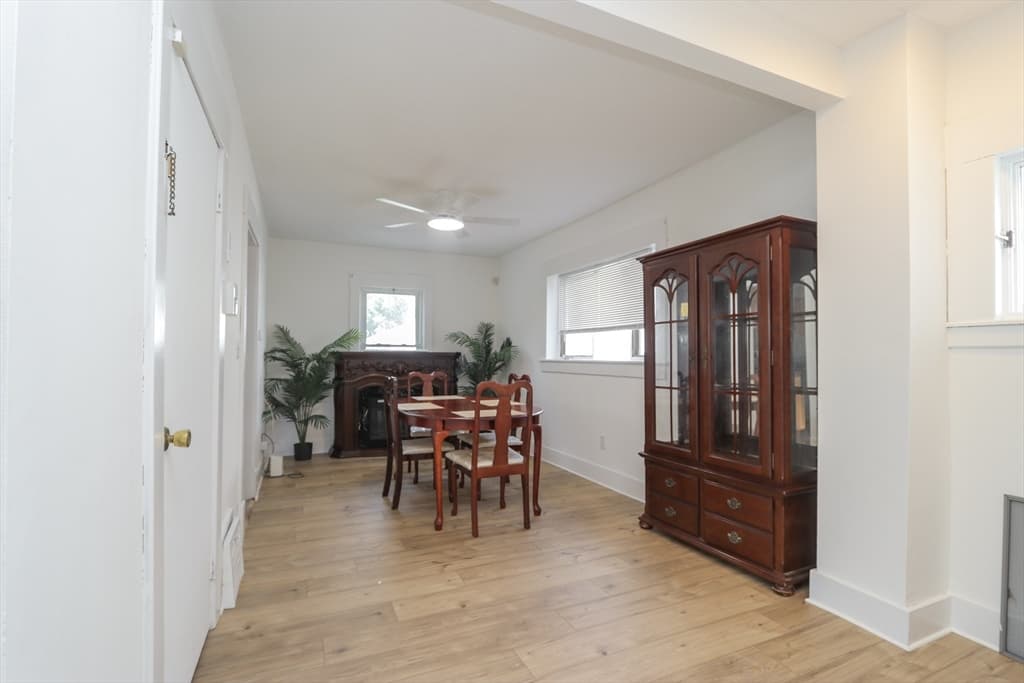 91 Ardmore St, Springfield MA 01104 photo 5
