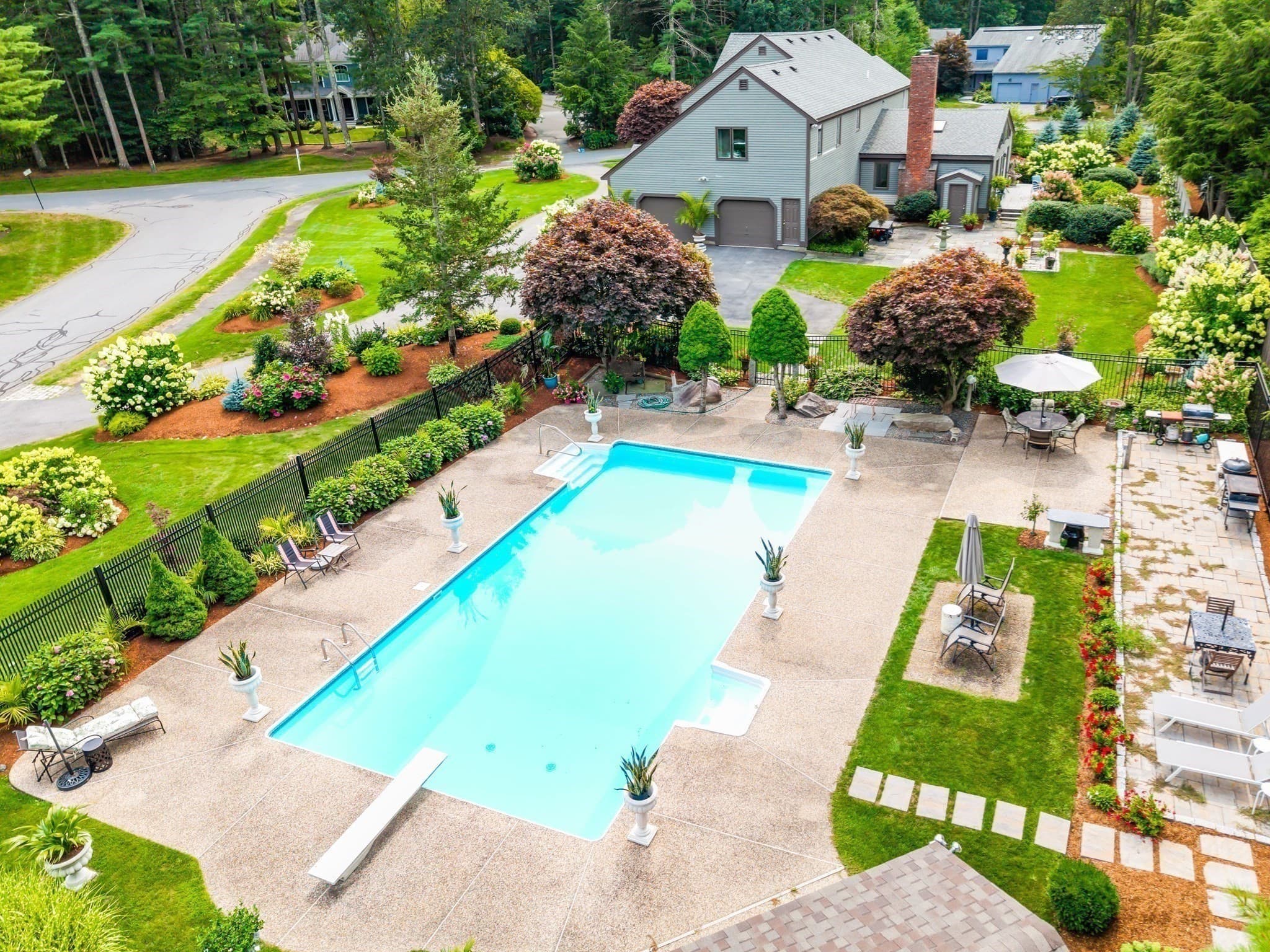 Single Family Residence at 7 Saddle Ridge Road, Sudbury MA 01776, photo 6 of 42
