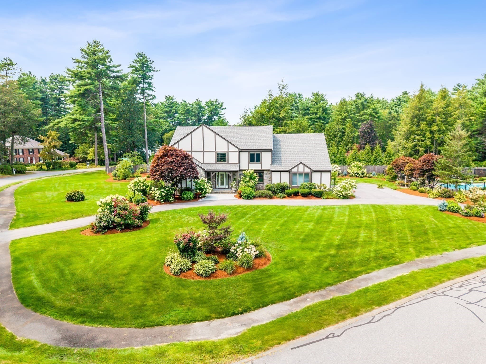 Single Family Residence at 7 Saddle Ridge Road, Sudbury MA 01776, photo 3 of 42