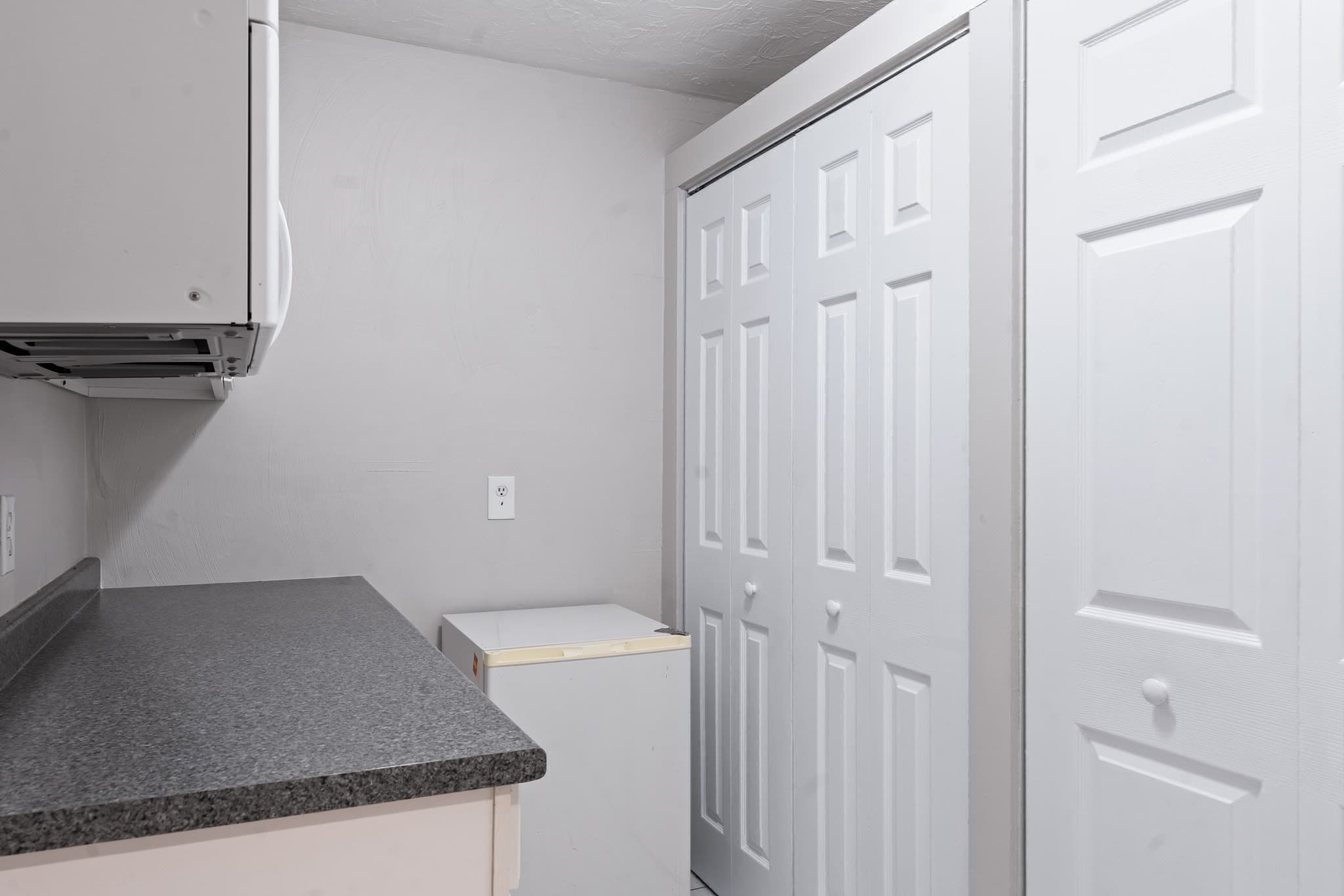 Single Family Residence at 7 Saddle Ridge Road, Sudbury MA 01776, photo 21 of 42