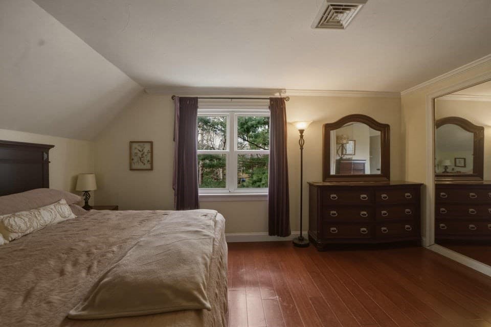 Single Family Residence at 50 Samoset Rd, Barnstable MA 02648, photo 14 of 27