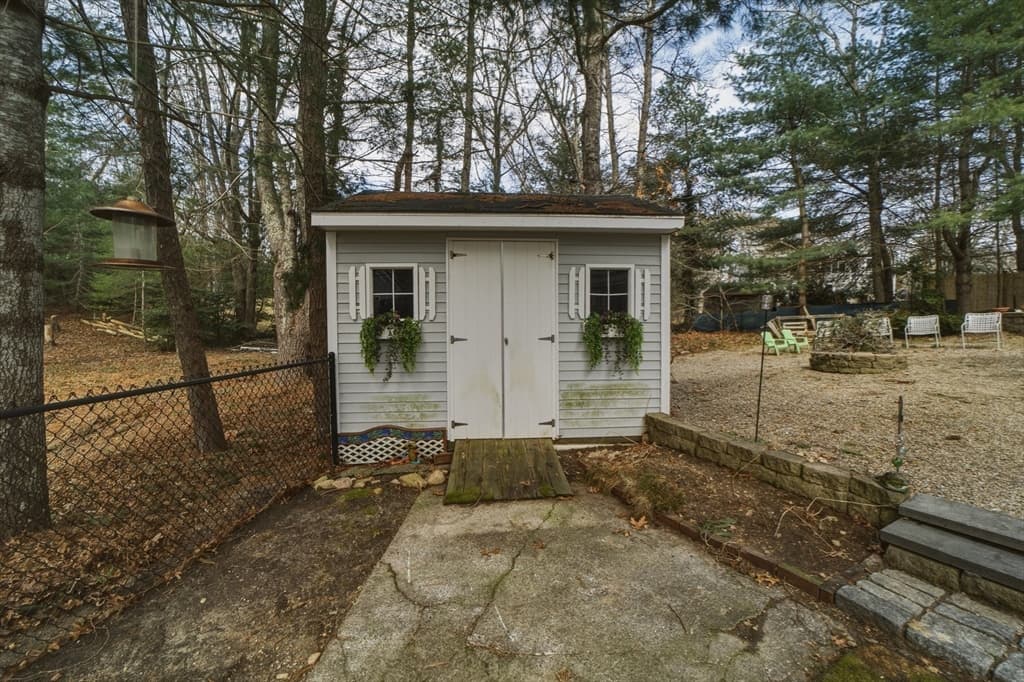 Single Family Residence at 50 Samoset Rd, Barnstable MA 02648, photo 19 of 27
