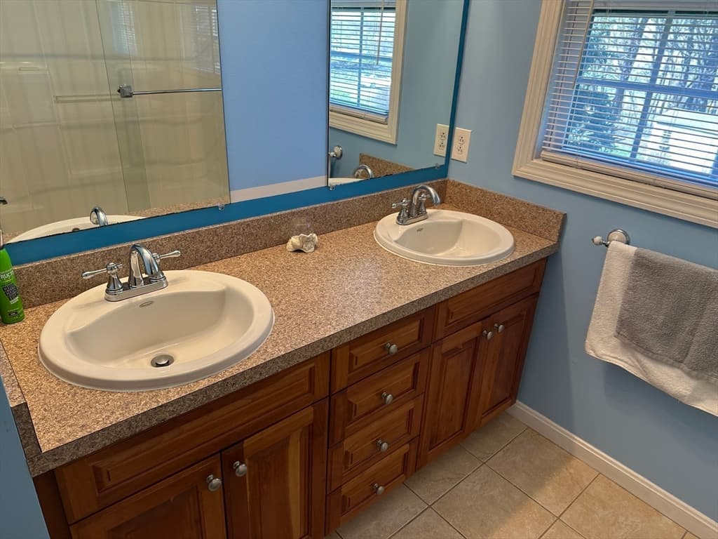 Single Family Residence at 173 Water St, Danvers MA 01923, photo 19 of 25