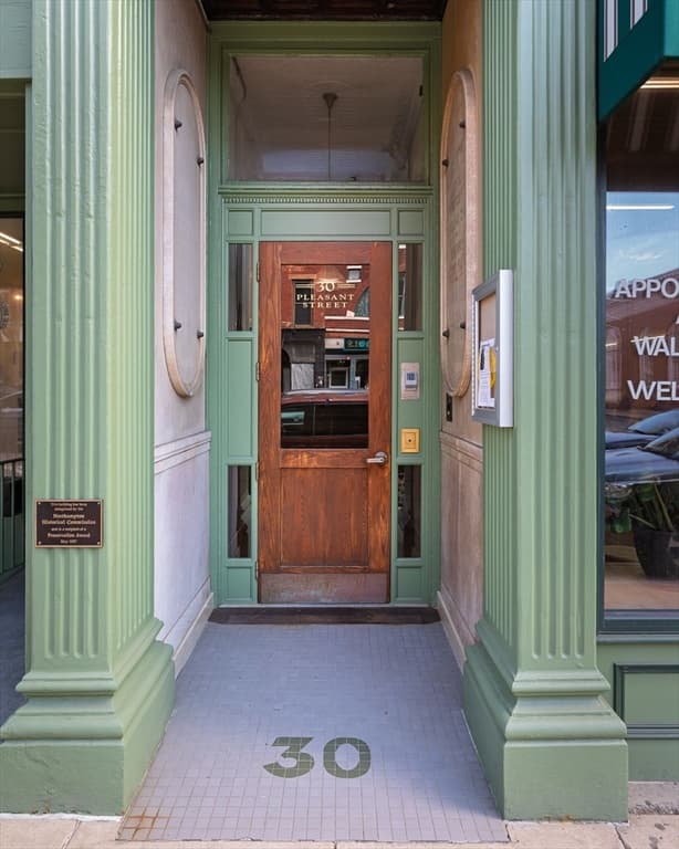 Condominium at 30 Pleasant Street # 5, Northampton MA 01060, Northampton, photo 3 of 41