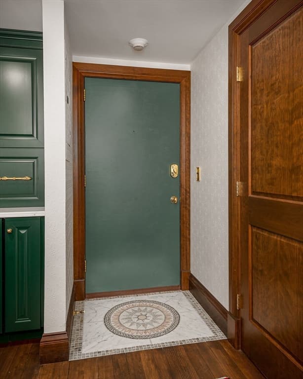 Condominium at 30 Pleasant Street # 5, Northampton MA 01060, Northampton, photo 4 of 41