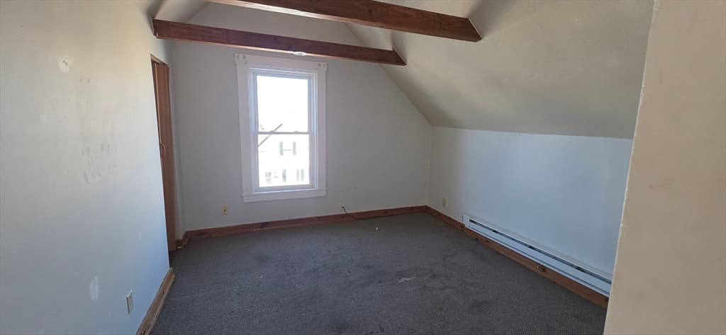274 Pleasant St, Gardner MA 01440 photo 15
