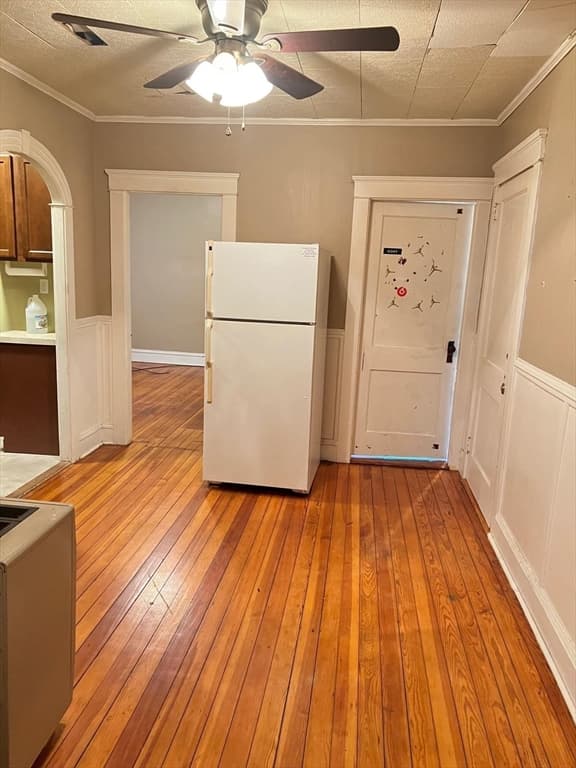 153 Jencks St, Fall River MA 02723 photo 9
