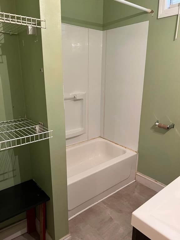 153 Jencks St, Fall River MA 02723 photo 11