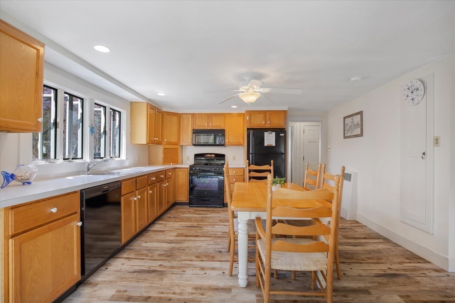 Single Family Residence at 69 Jericho Path, Falmouth MA 02540, photo 20 of 38