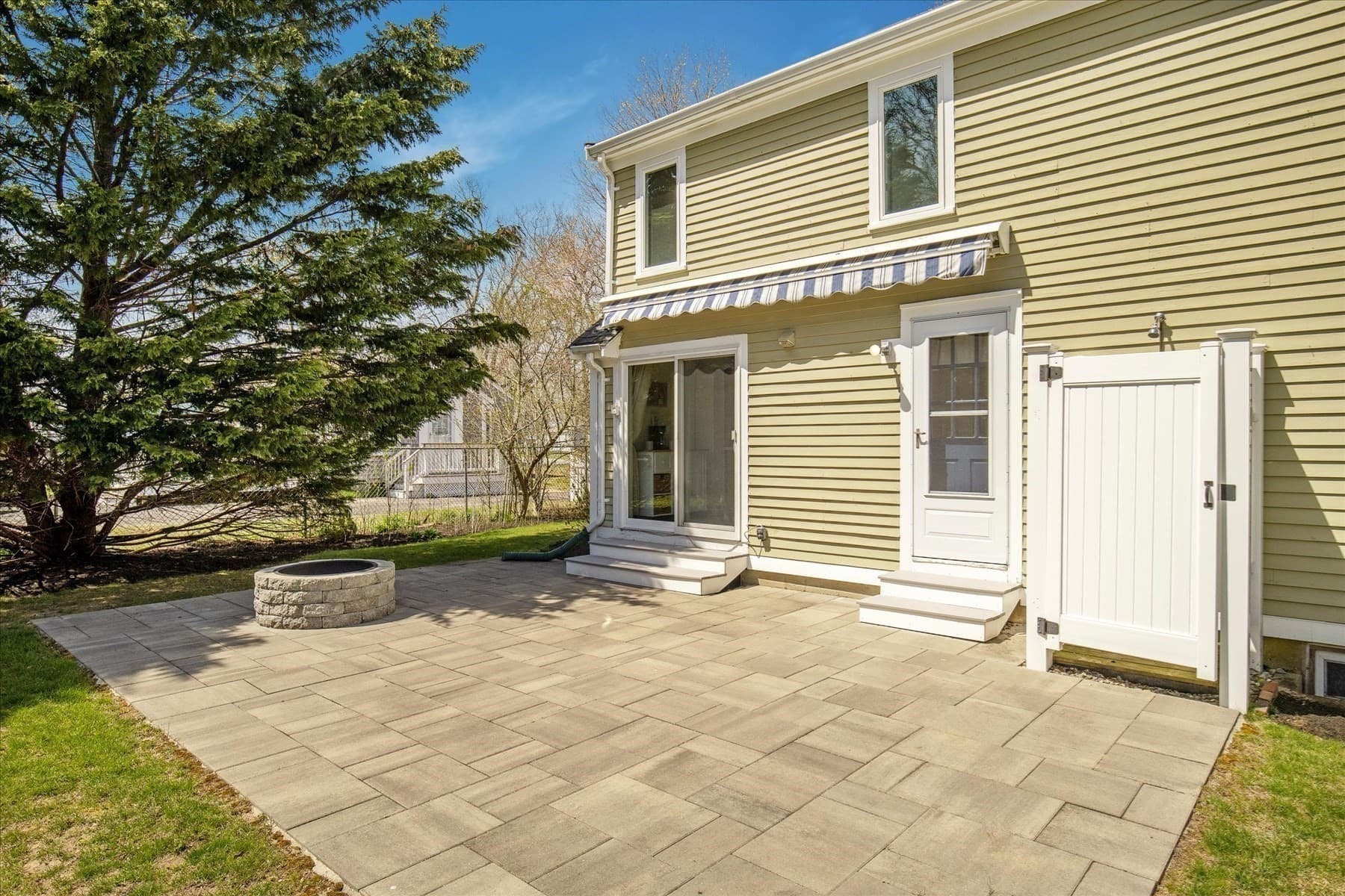 Single Family Residence at 69 Jericho Path, Falmouth MA 02540, photo 9 of 38