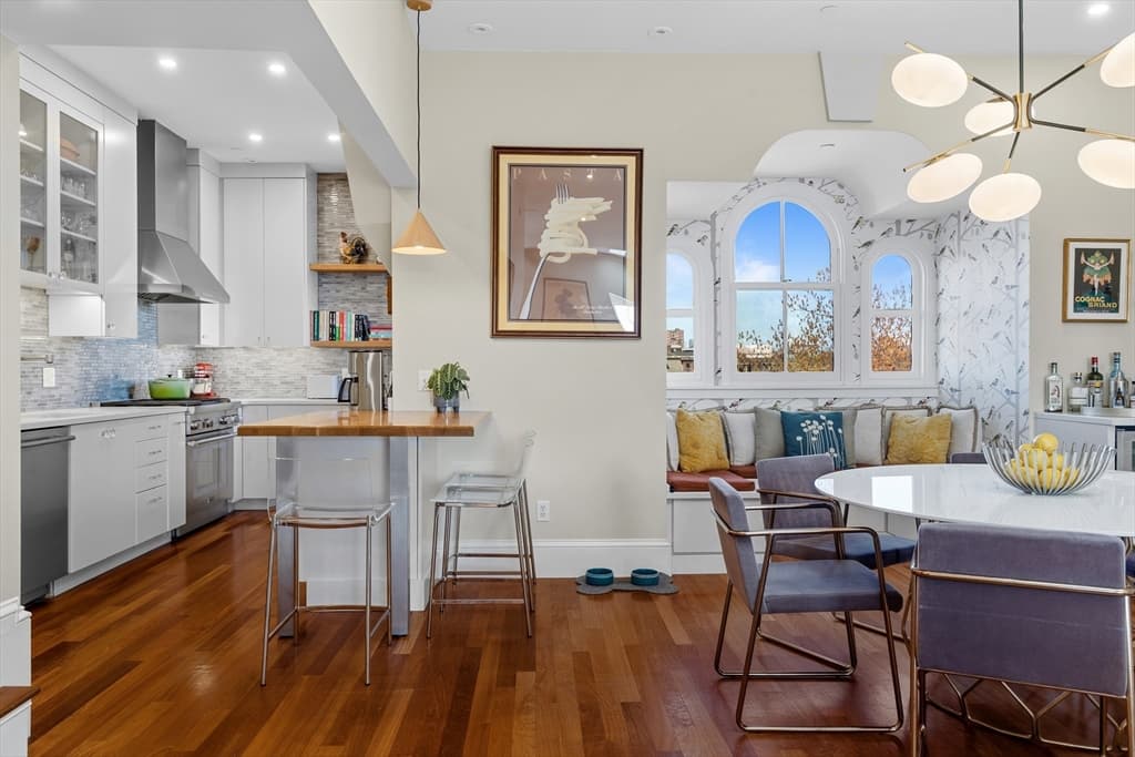 Condominium at 531 Massachusetts Ave # 3, Boston MA 02118, photo 16 of 40